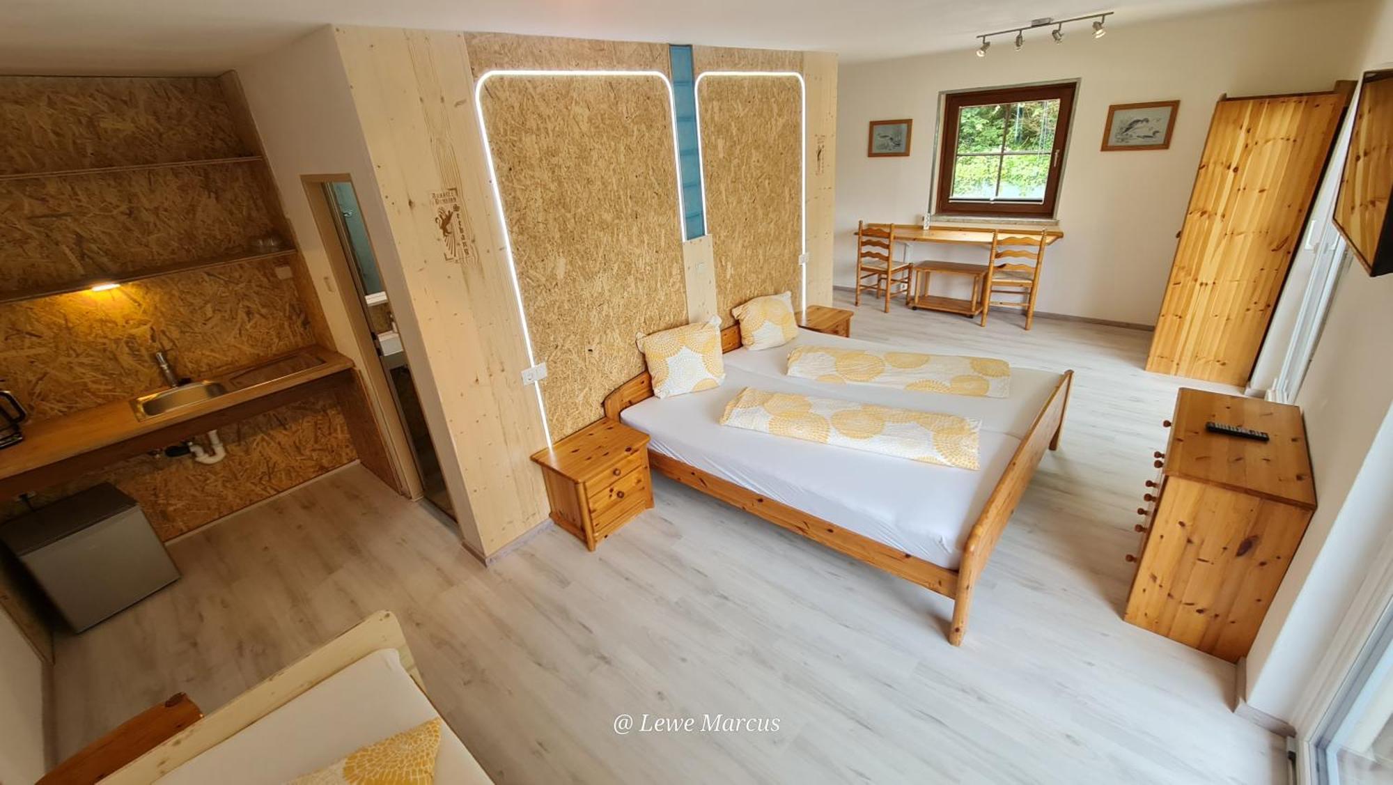 Appart-Pension Seehang Фельден-ам-Вёртер-Зе Экстерьер фото