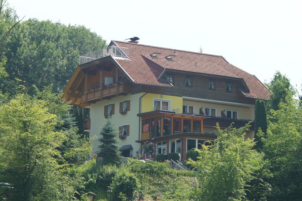 Appart-Pension Seehang Фельден-ам-Вёртер-Зе Экстерьер фото